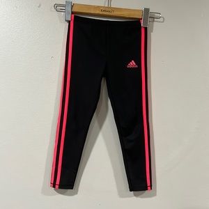 🟡 ADIDAS Girls Athletic Leggings. Size 5.